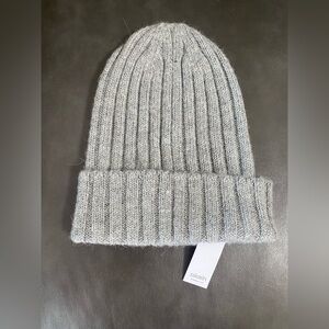 100% Baby Alpaca Gray Ribbed Knit Beanie
